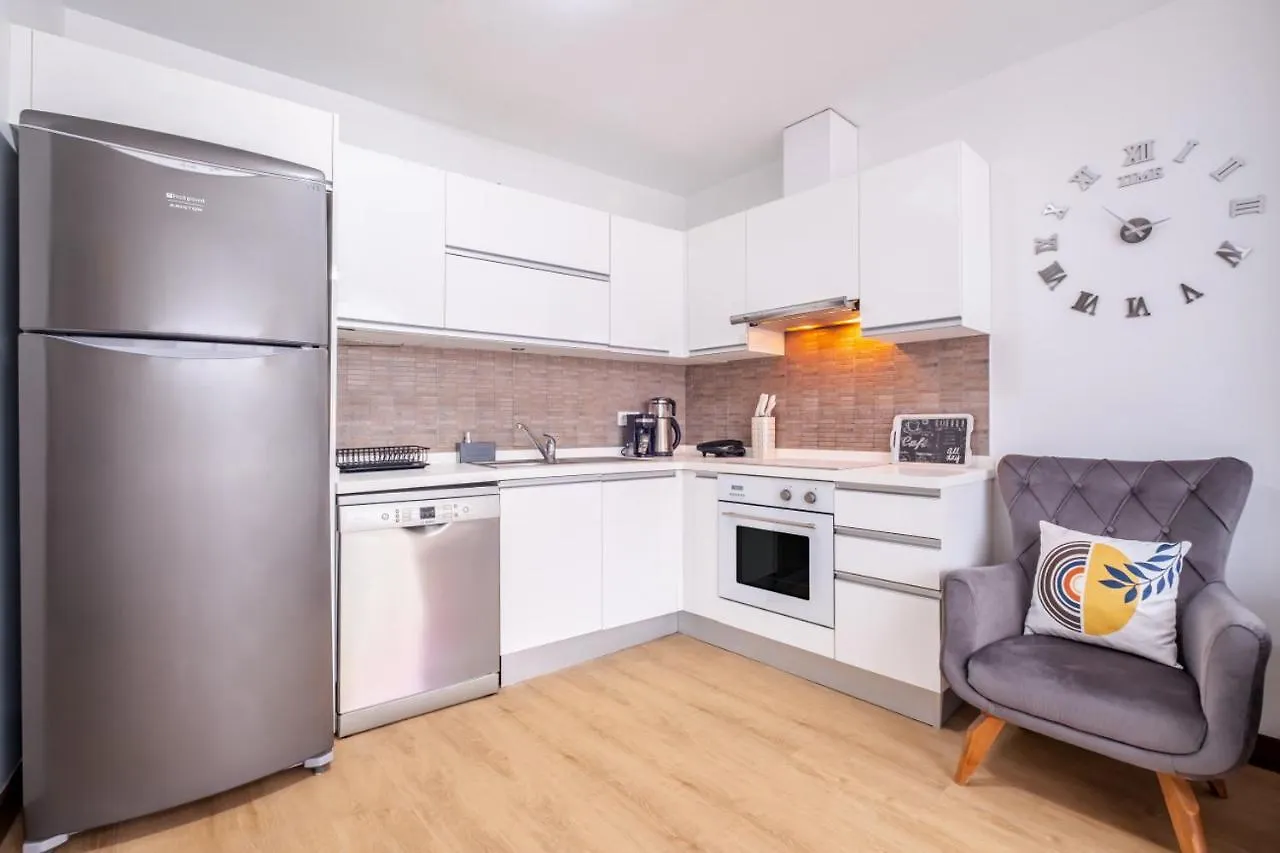 Apartment Charming Flat With City View In Atasehir Istanbul